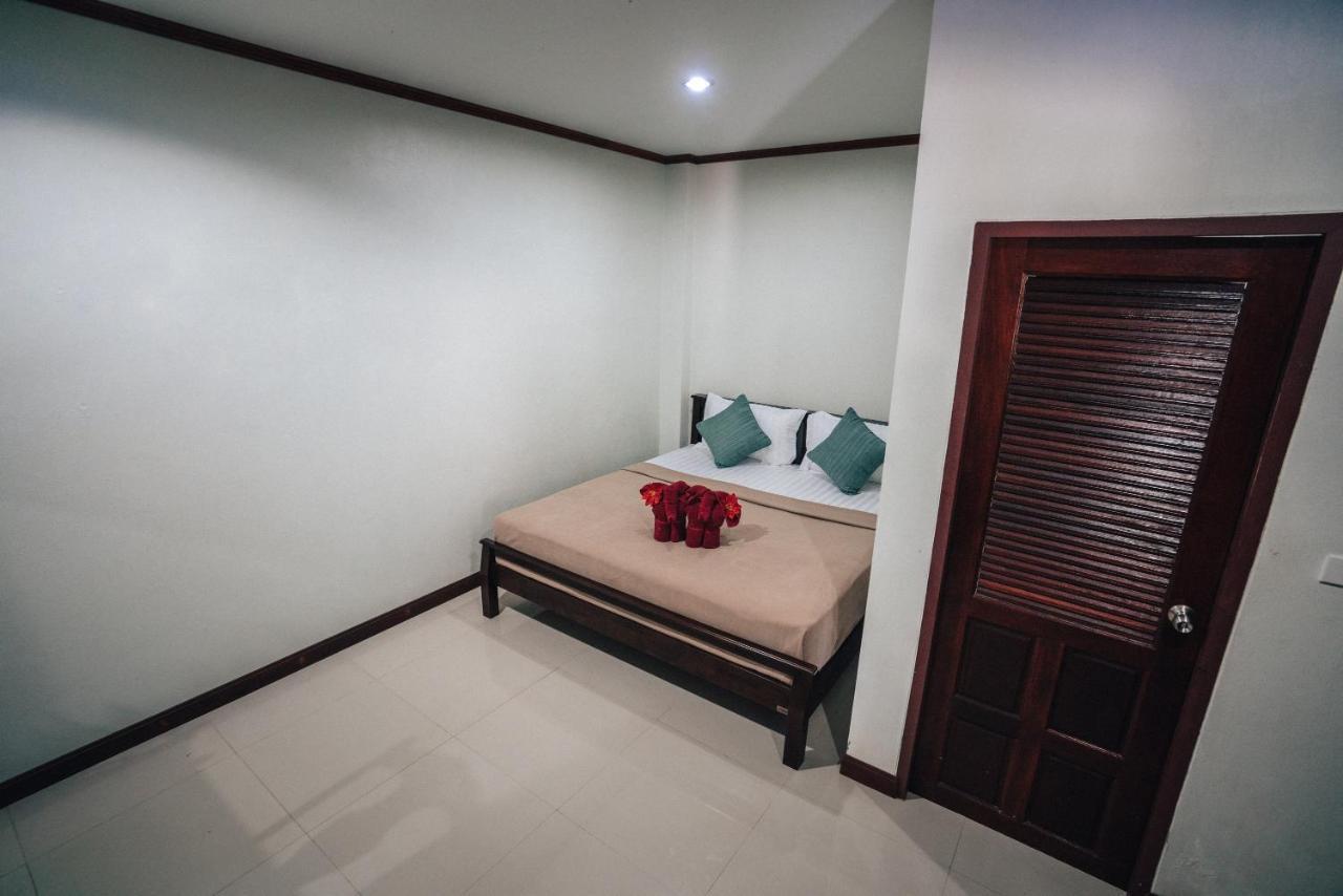 קו לנטה Phra Ae Apartments מראה חיצוני תמונה